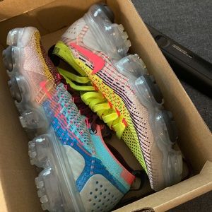 Nike Air Vapormax 2 Random